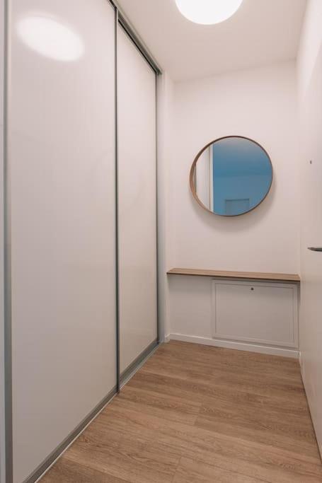 Stylish Apartment Retreat Bratislava Exterior photo