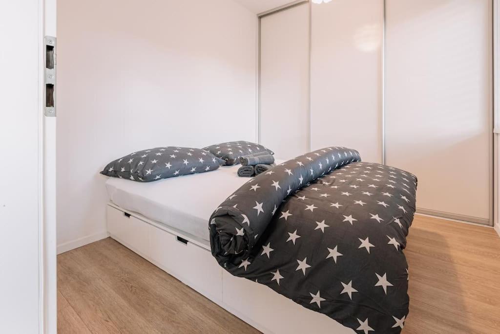 Stylish Apartment Retreat Bratislava Exterior photo