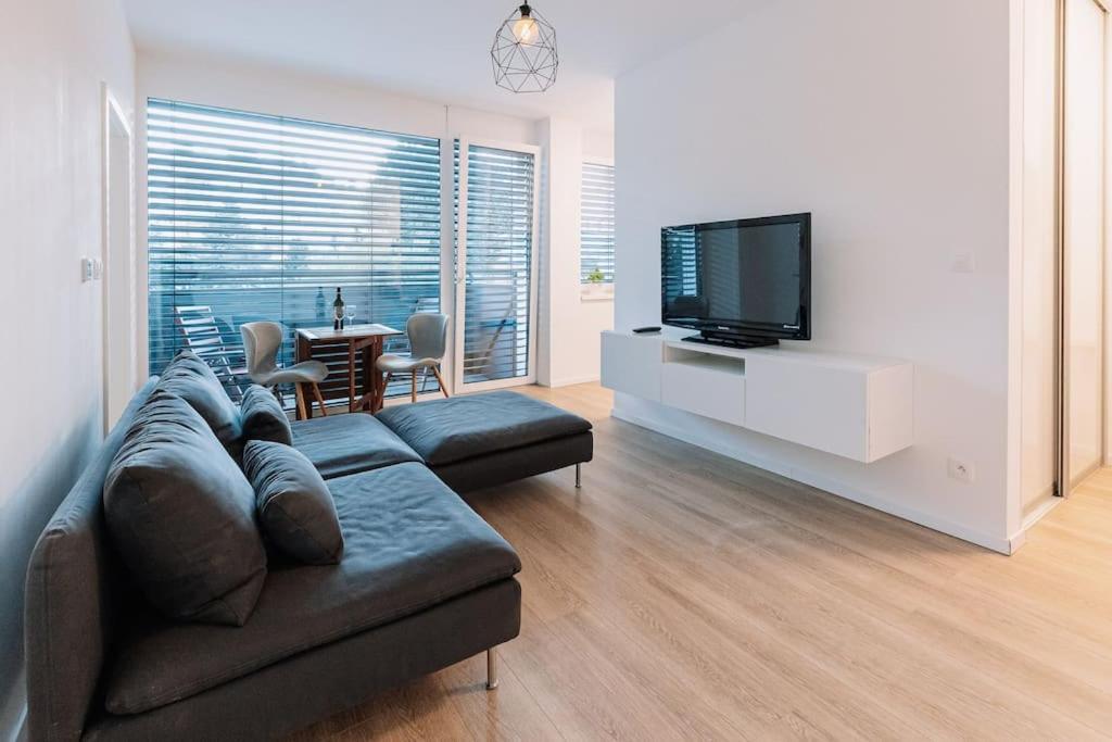 Stylish Apartment Retreat Bratislava Exterior photo
